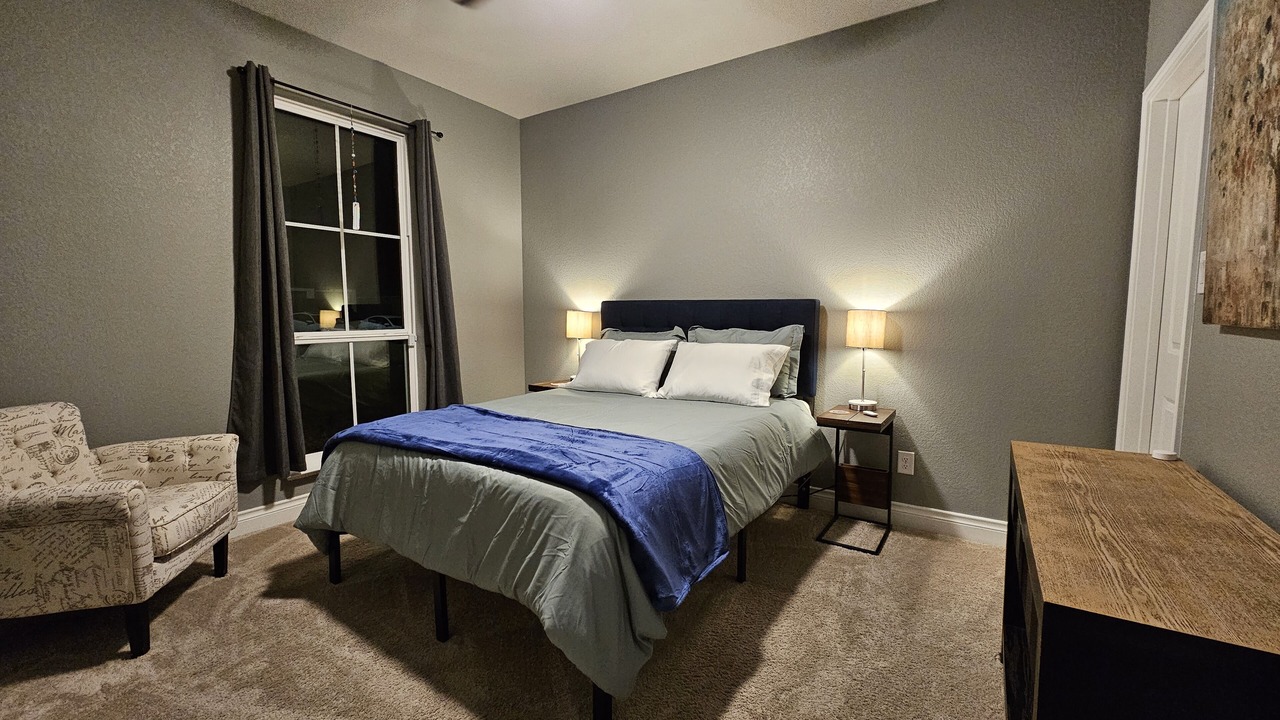 Photo of Bedroom in Shadow Glen
