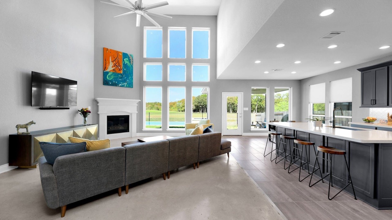 Photo of Livingroom in Shadow Glen