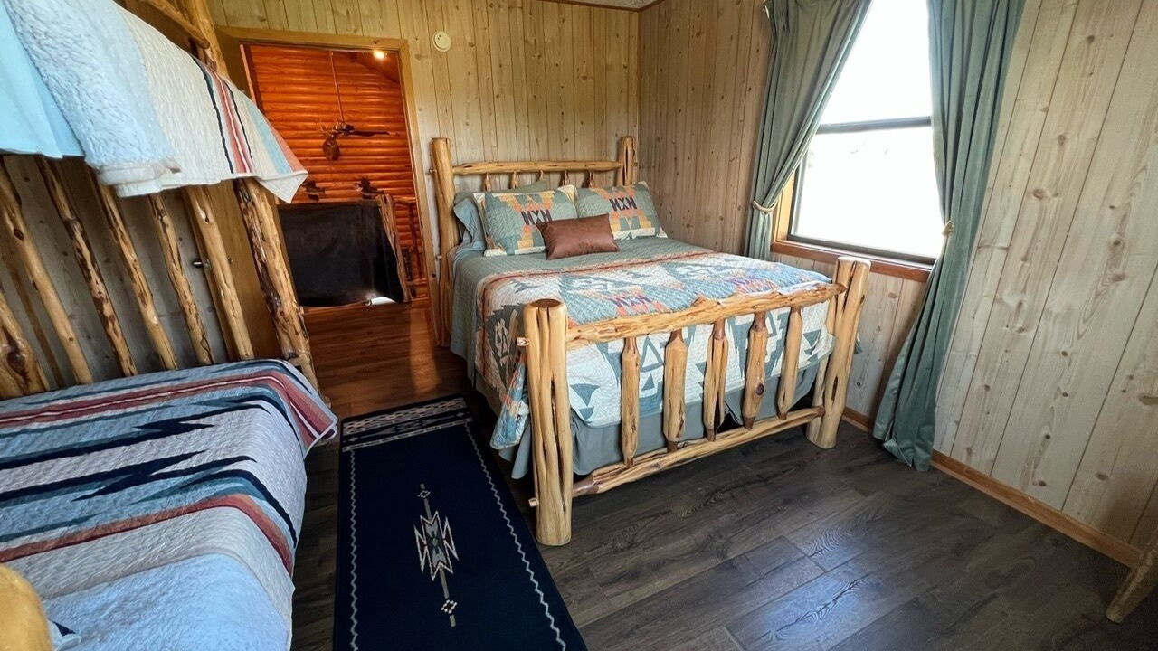 Photo of Bedroom in Crockett
