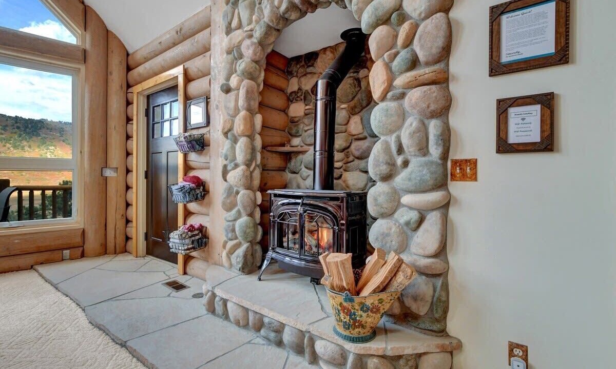 Photo of Bedroom in Cascade-Chipita Park