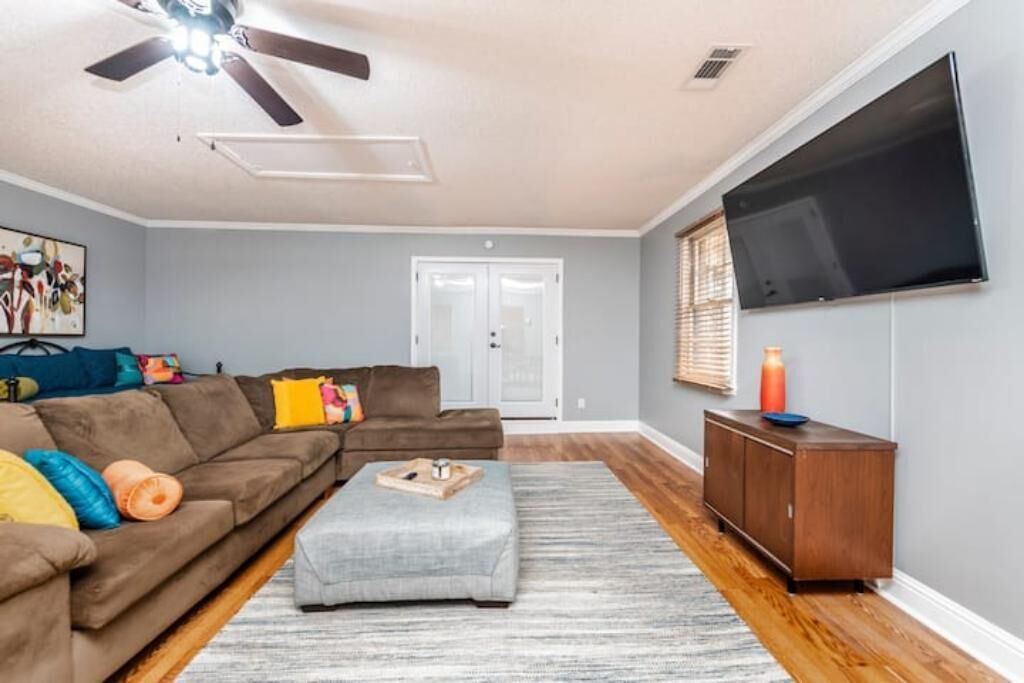 Photo of Livingroom in Warner Robins