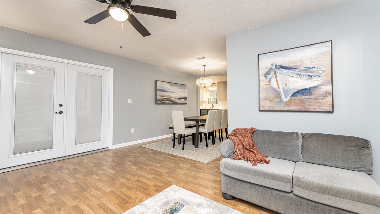 Photo of Livingroom in Warner Robins