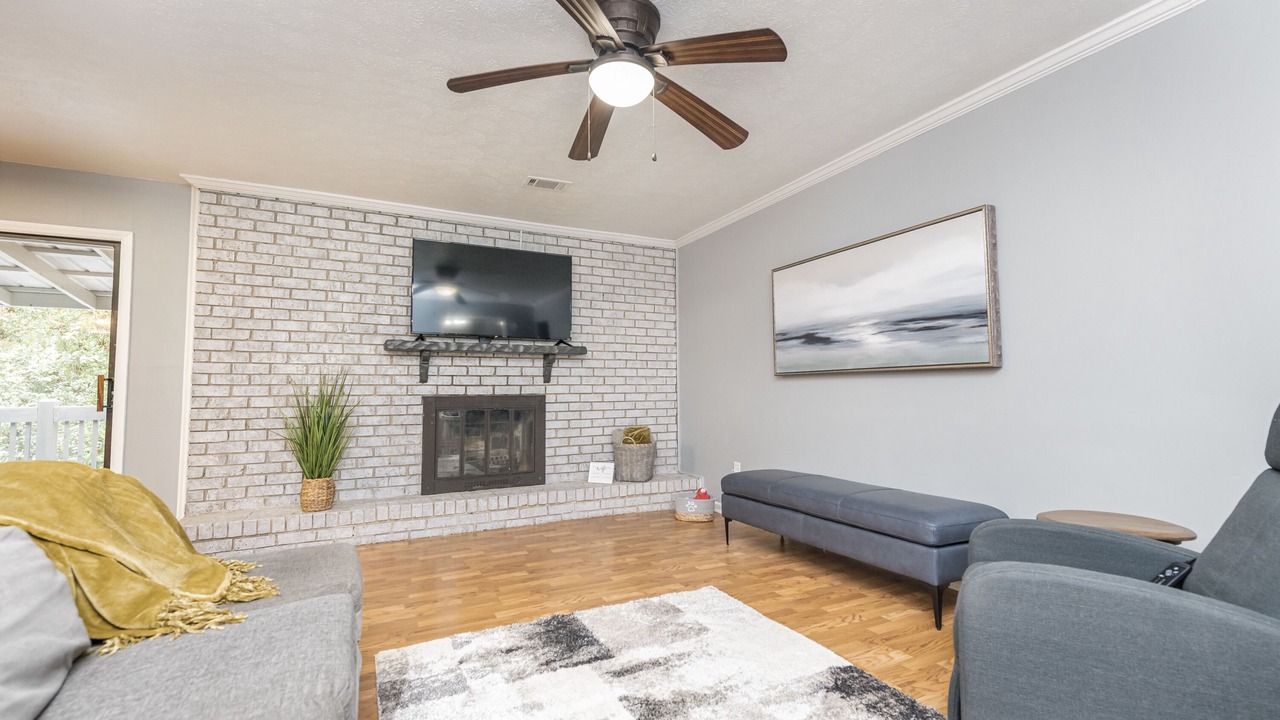 Photo of Livingroom in Warner Robins