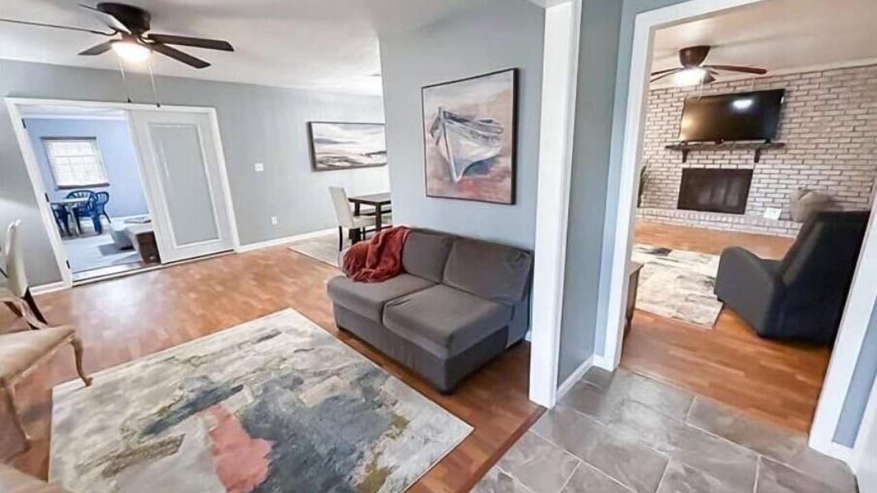 Photo of Livingroom in Warner Robins
