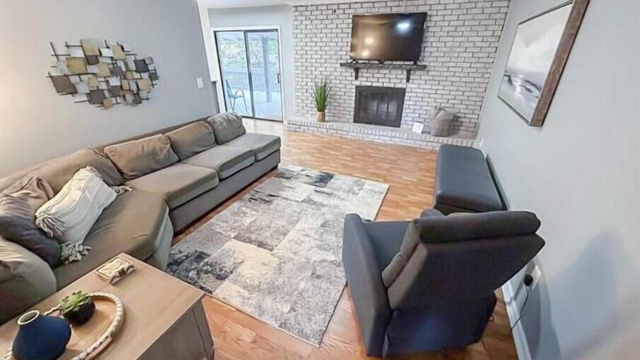Photo of Livingroom in Warner Robins