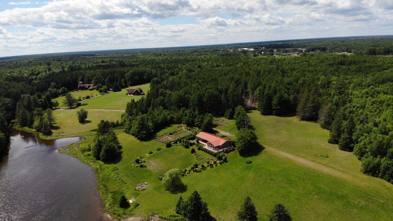 Photo of Others in Rexton
