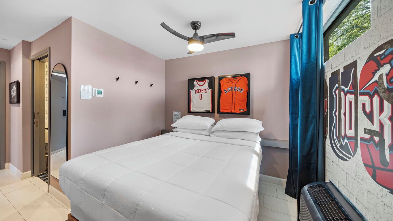 Photo of Bedroom in South Central Houston