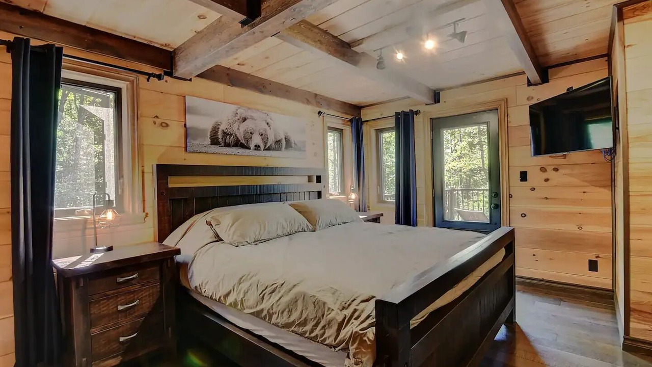 Photo of Bedroom in Saint-Calixte
