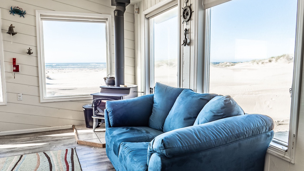 Photo of Livingroom in Bayshore