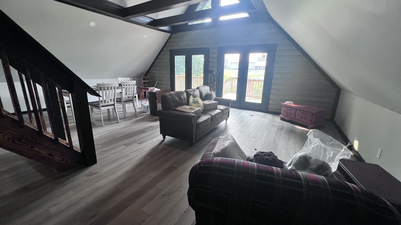 Photo of Livingroom in Madisonville