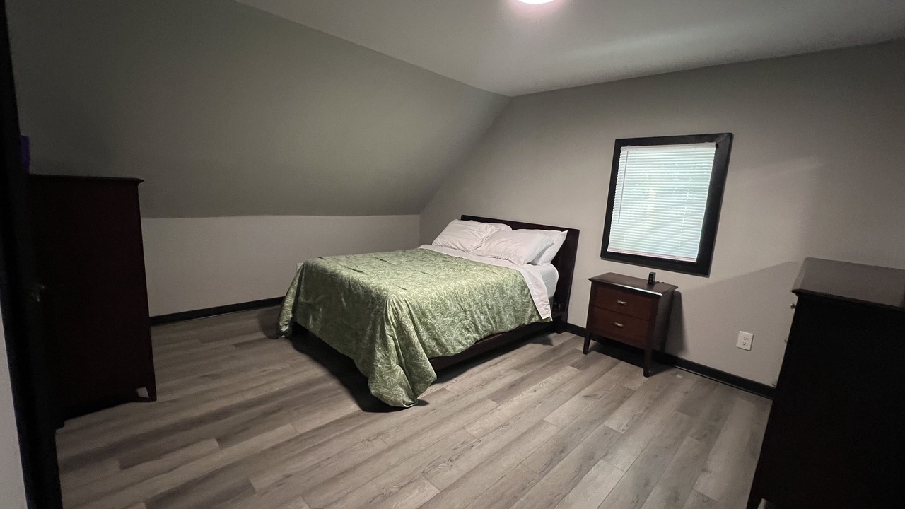 Photo of Bedroom in Madisonville
