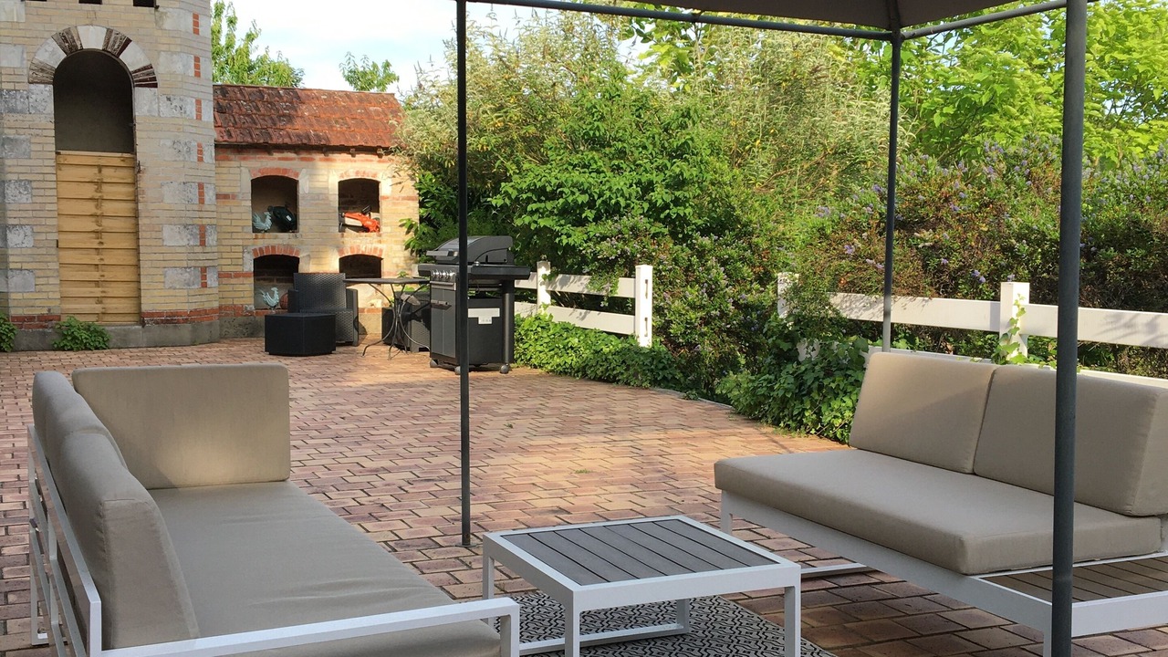 Photo of Patio Balcony in Yvre-le-Polin