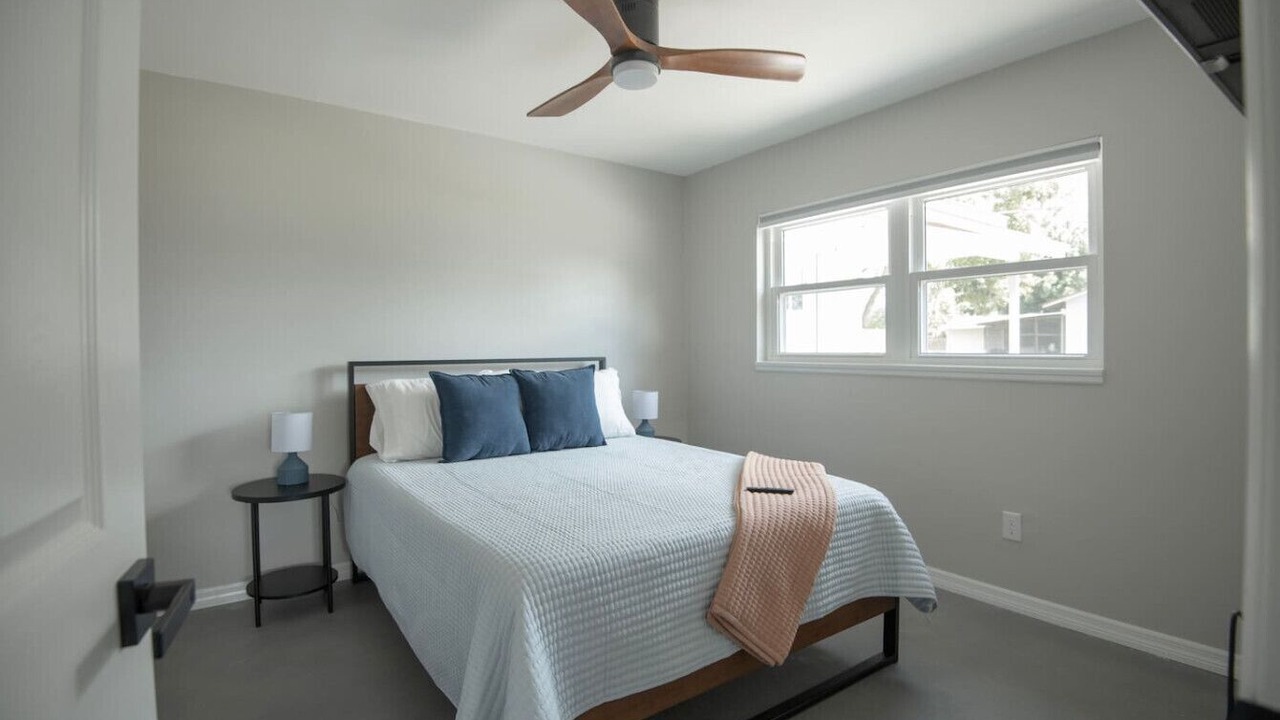 Photo of Others in Pine Castle