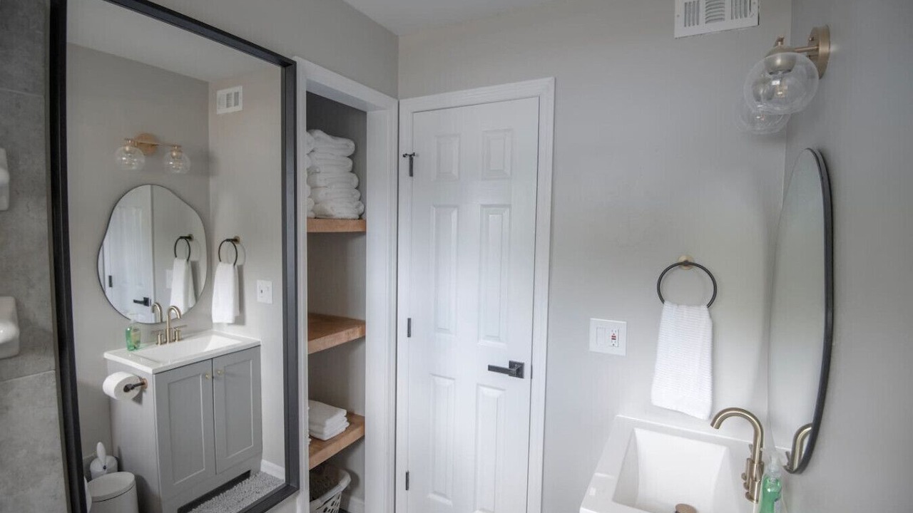 Photo of Others in Pine Castle