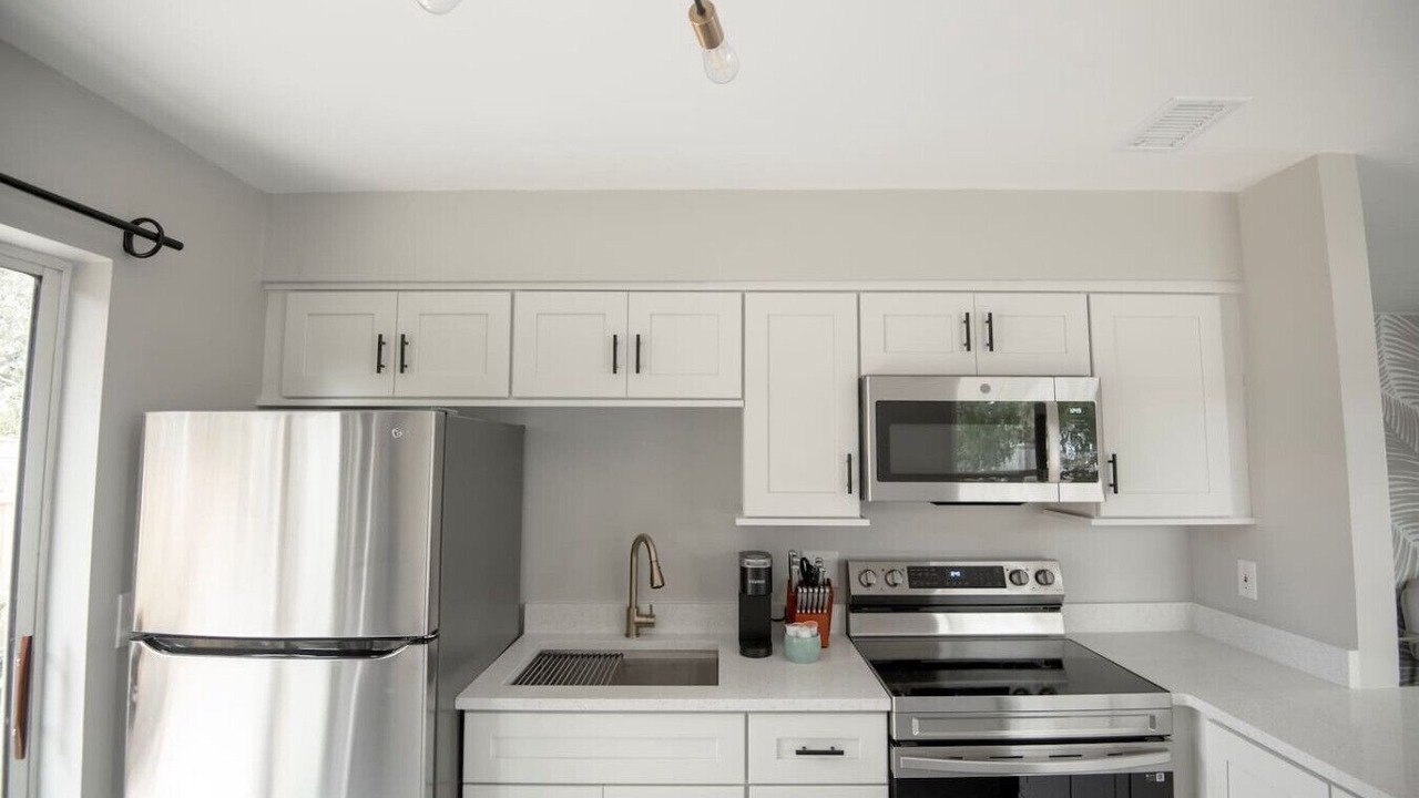 Photo of Others in Pine Castle