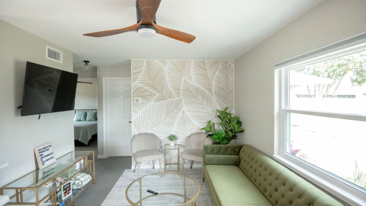 Photo of Others in Pine Castle