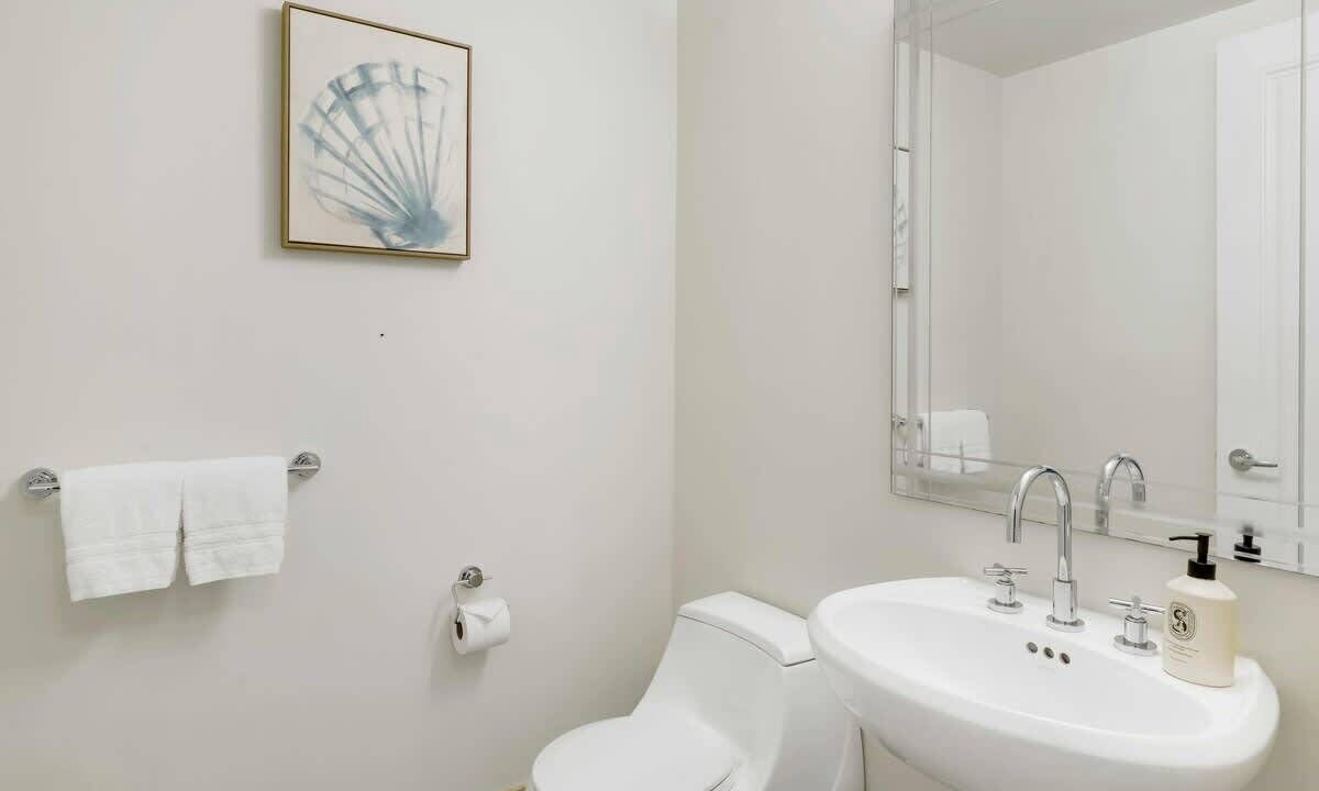 Photo of Bathroom in Brickell