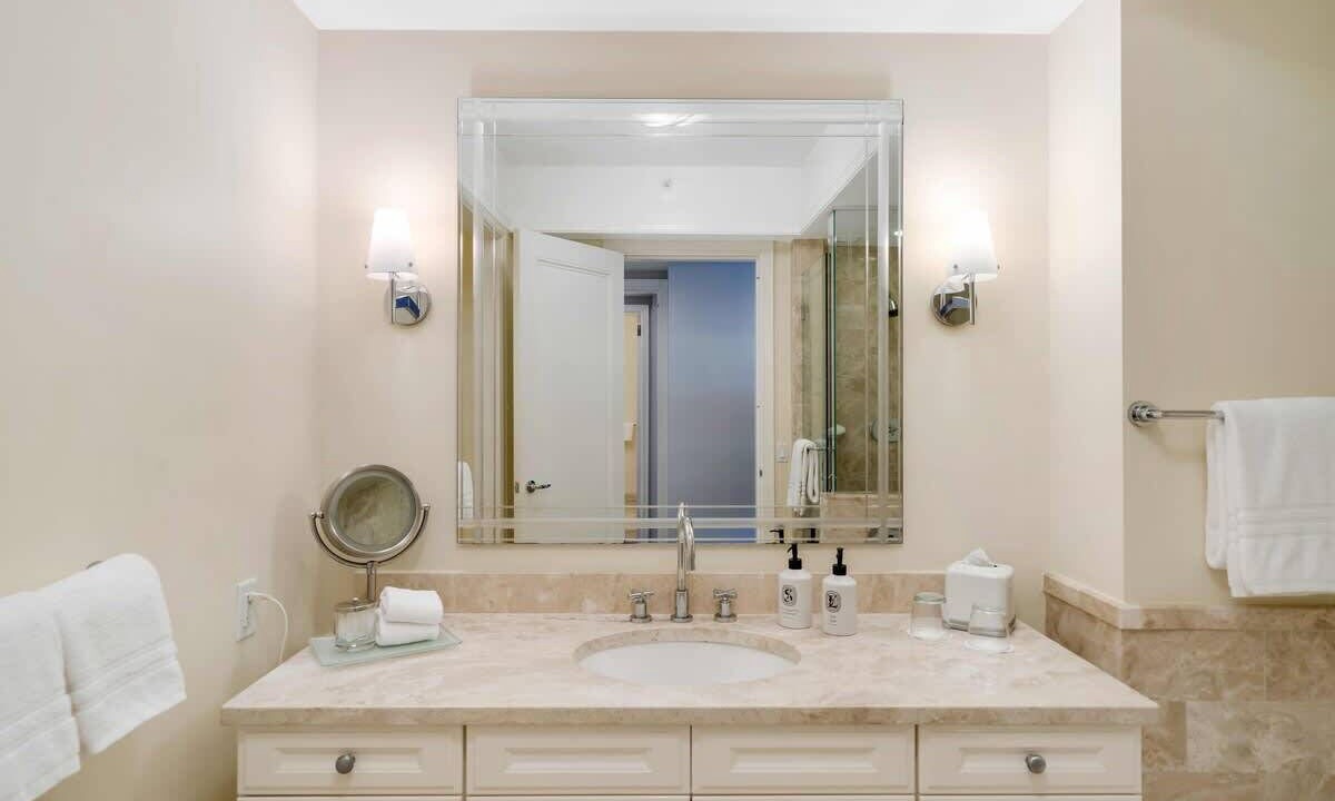 Photo of Bathroom in Brickell