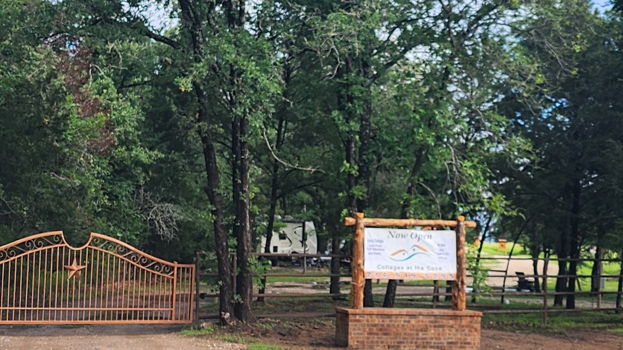 Photo of Outdoor in Cayuga