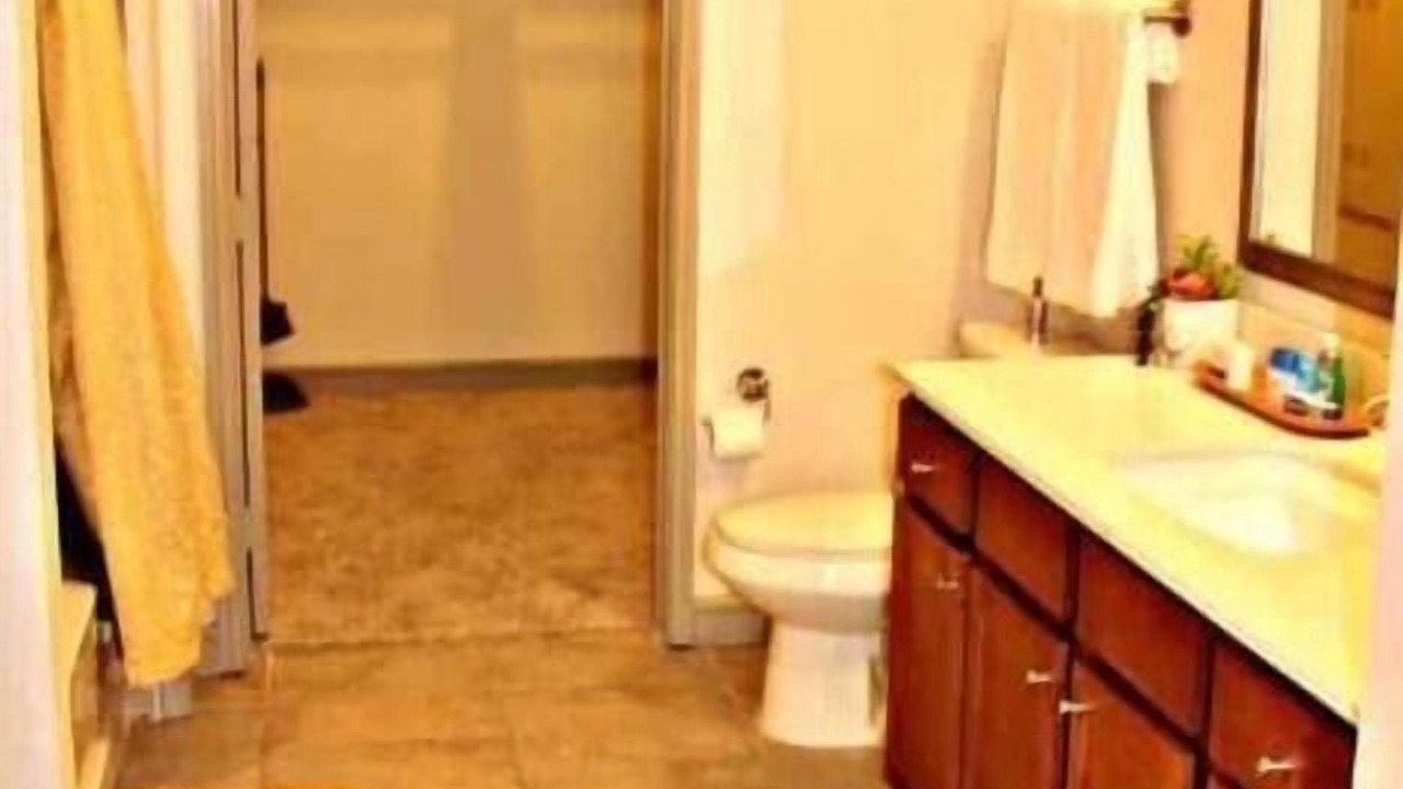 Photo of Bathroom in Central Business District