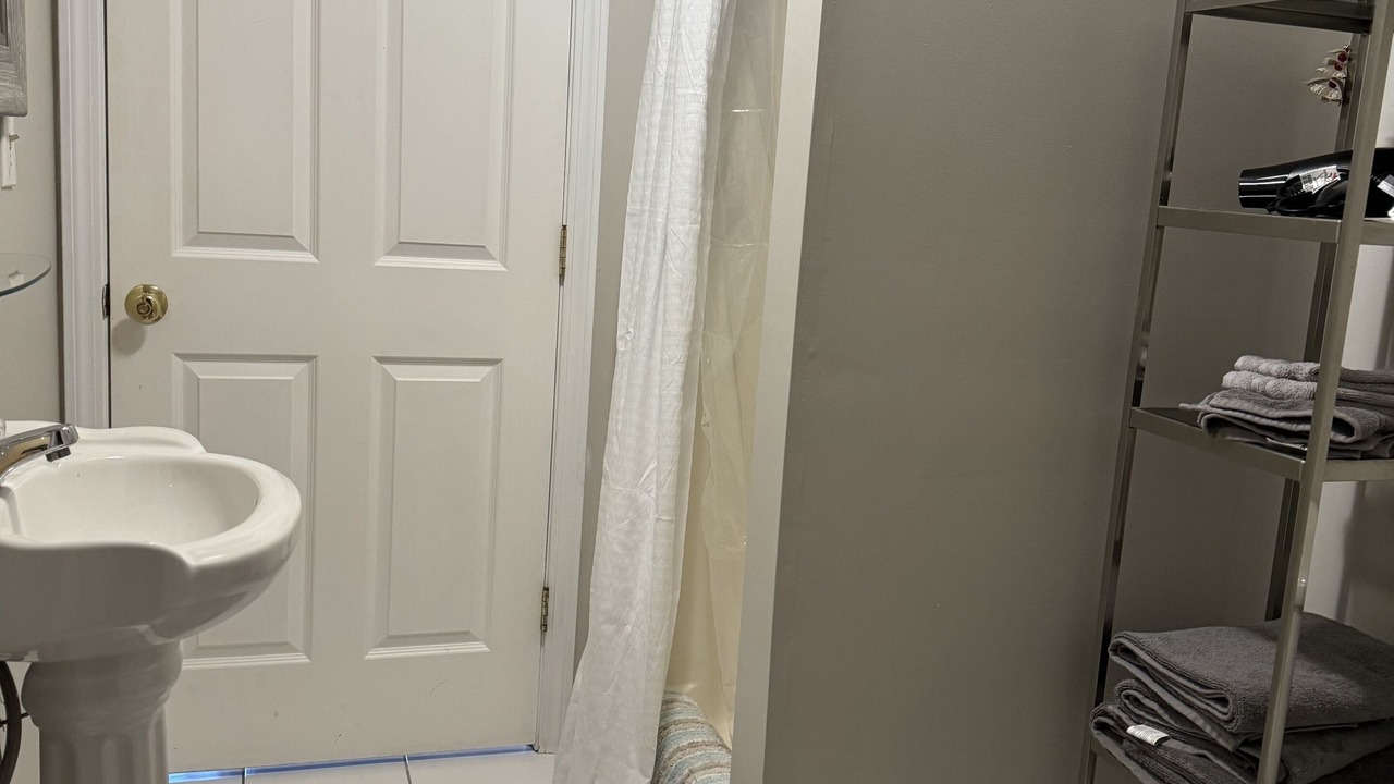 Photo of Bathroom in Killingworth