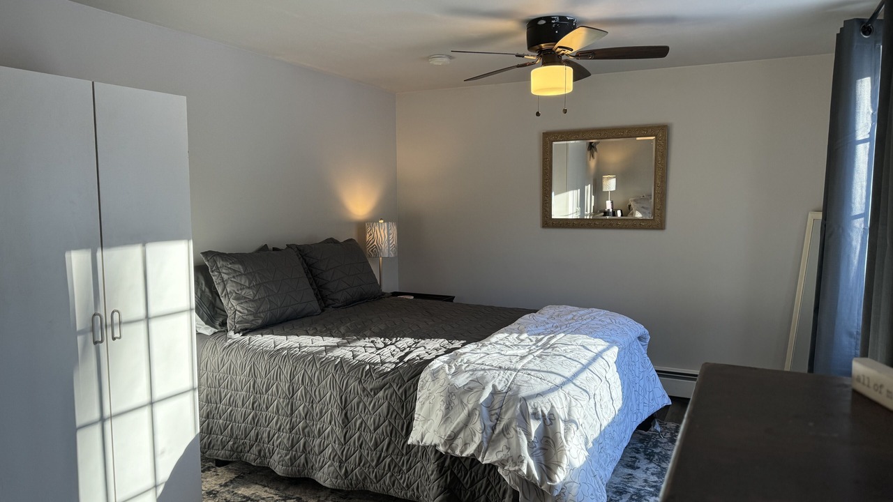 Photo of Bedroom in Killingworth