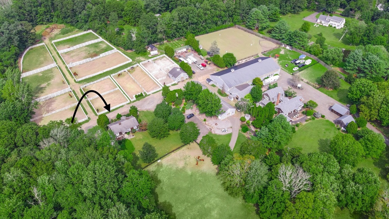 Photo of Outdoor in Killingworth