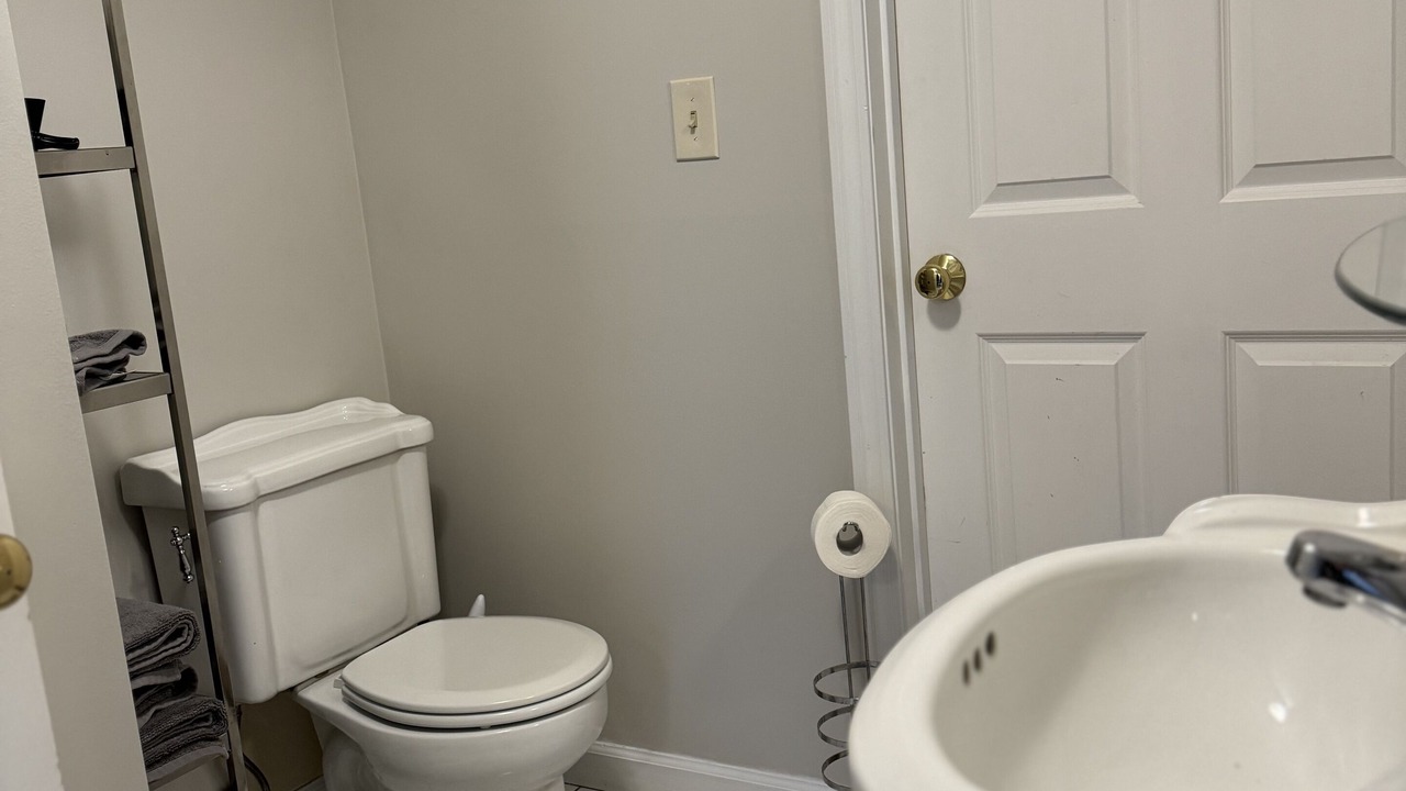 Photo of Bathroom in Killingworth