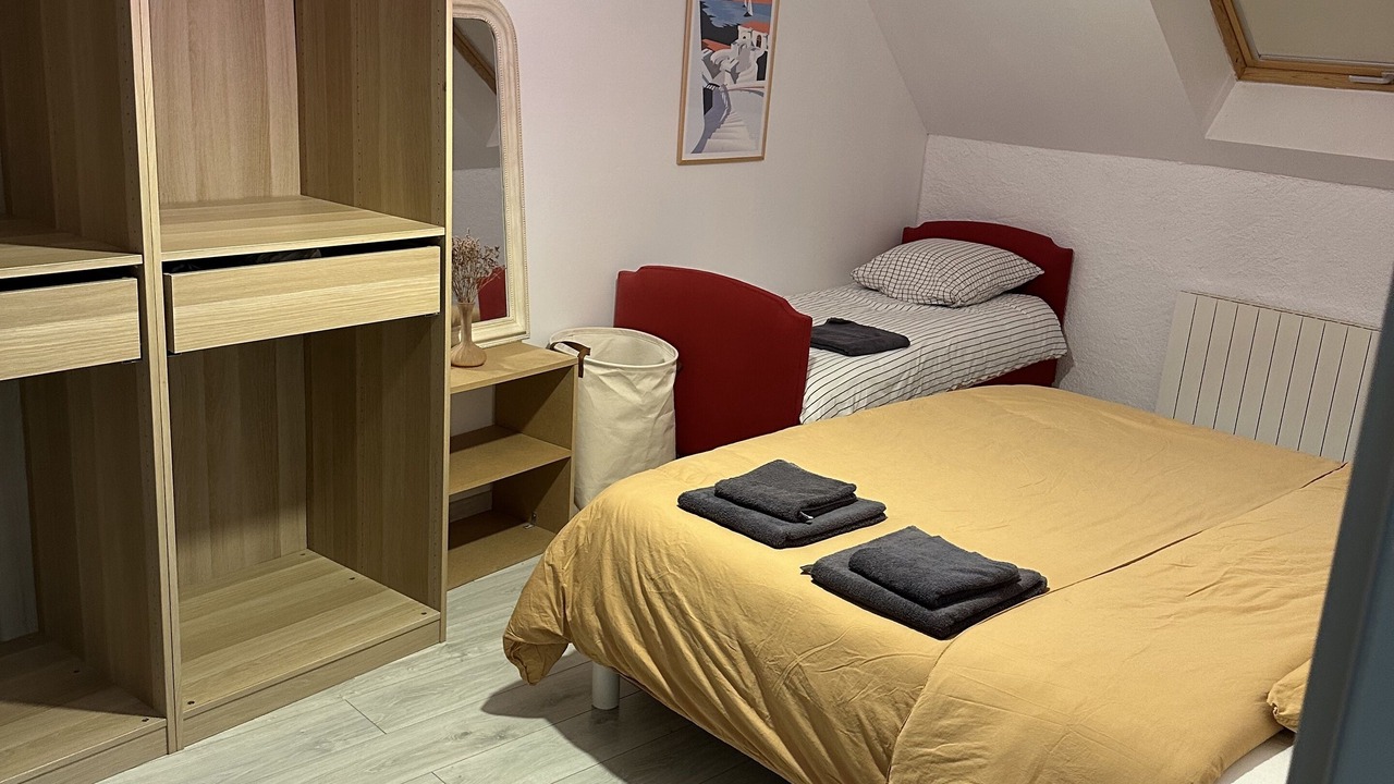 Photo of Bedroom in Manthelan