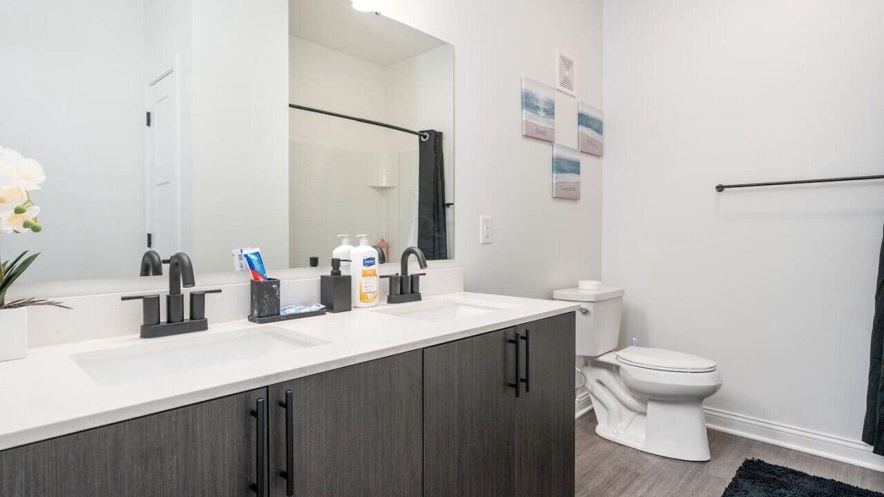 Photo of Bathroom in Whitestown