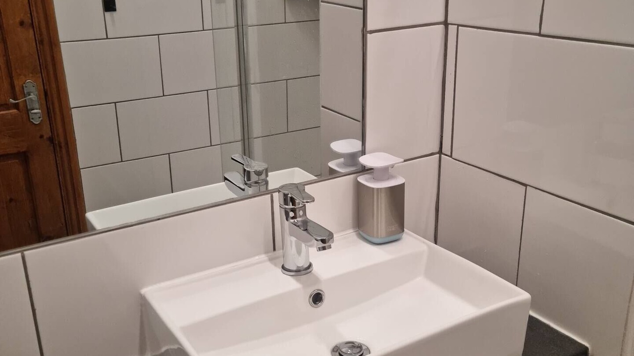 Photo of Bathroom in Lower Trengale