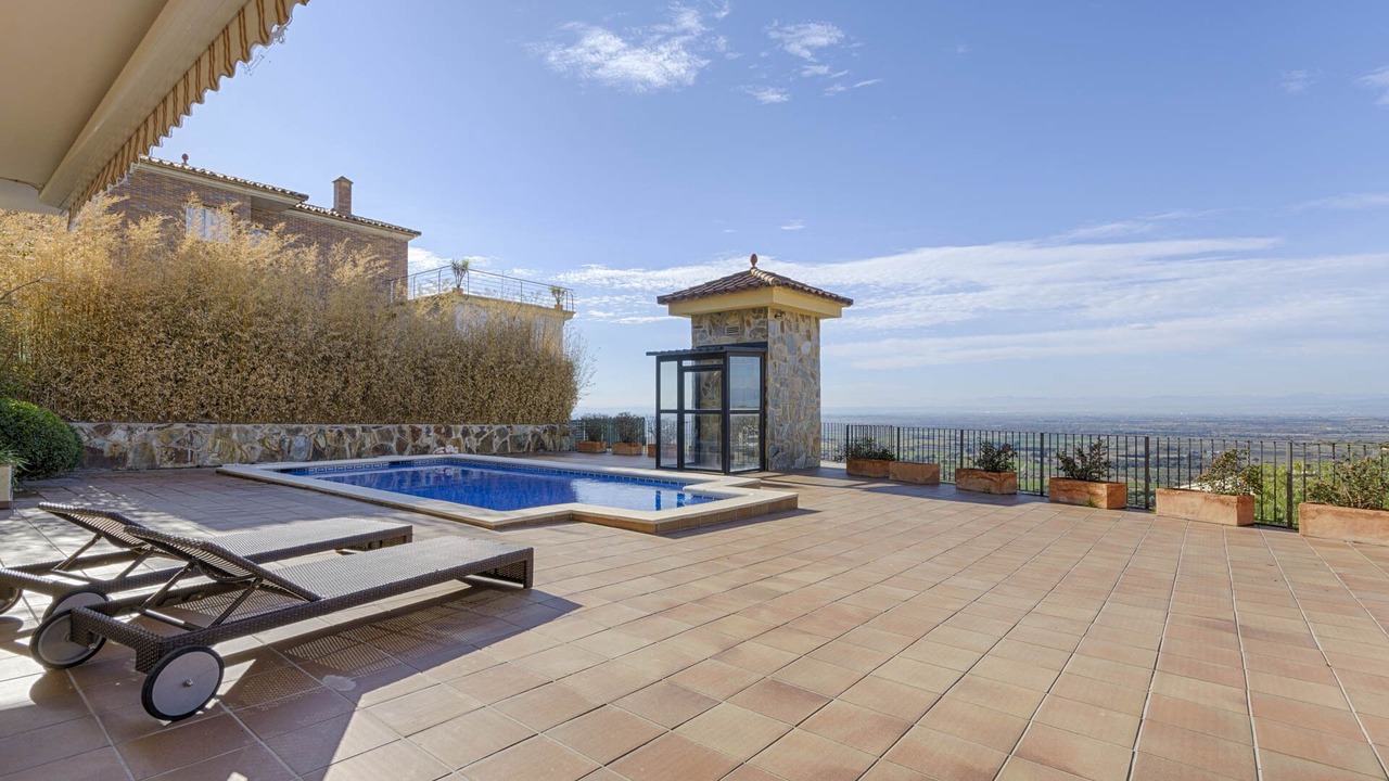 Photo of Outdoor in El Mas Isaac