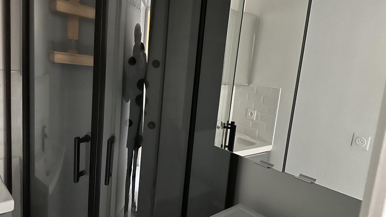 Photo of Bathroom in Courseulles-sur-Mer