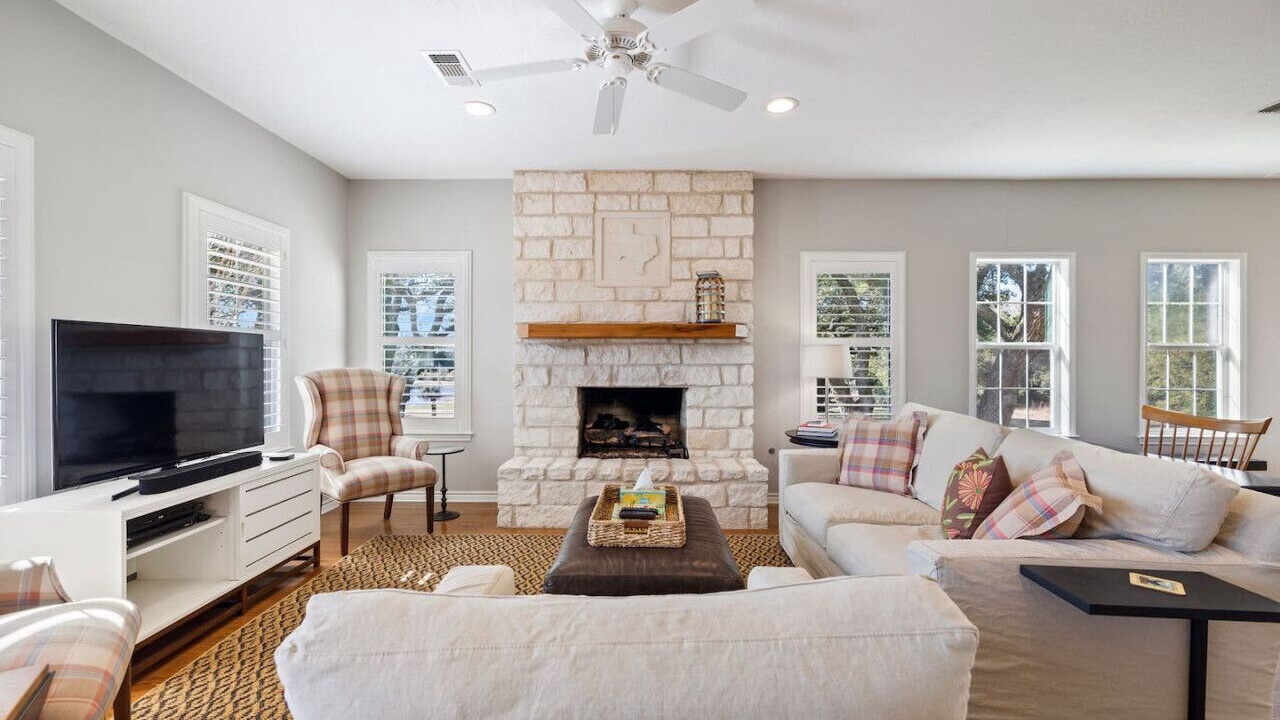 Photo of Livingroom in Wellborn