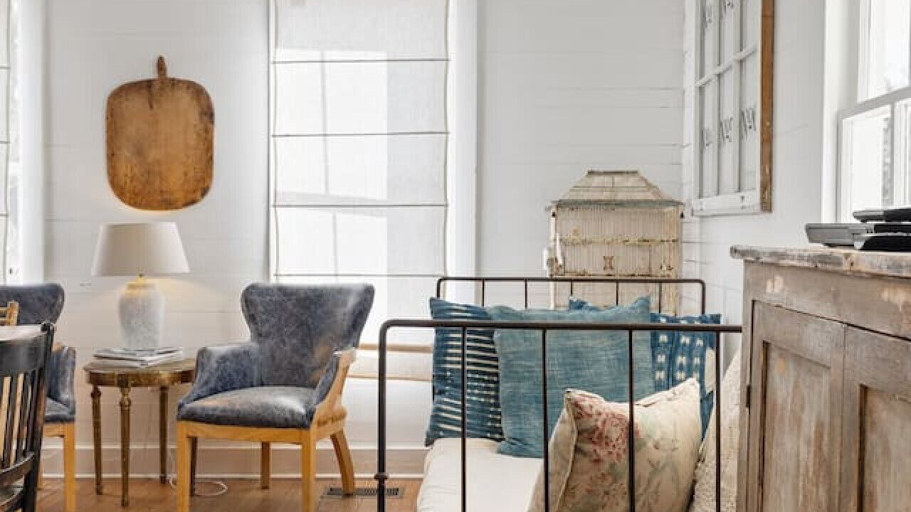 Photo of Livingroom in Warrenton