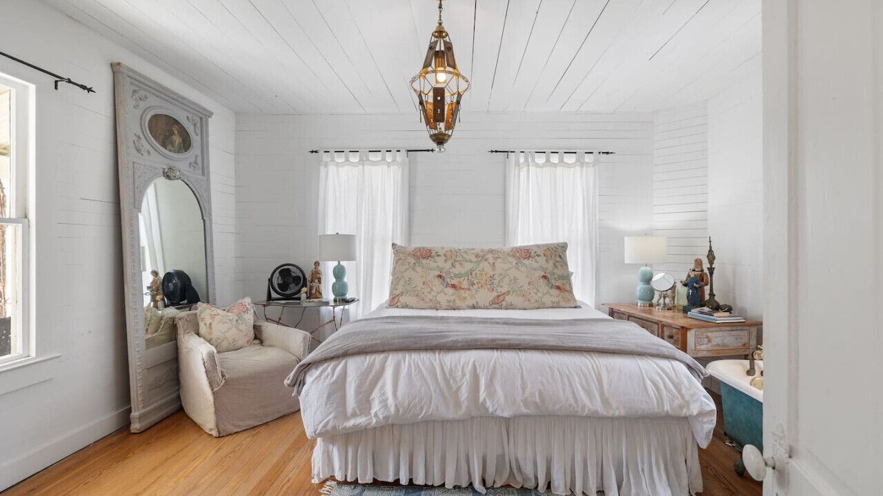 Photo of Bedroom in Warrenton