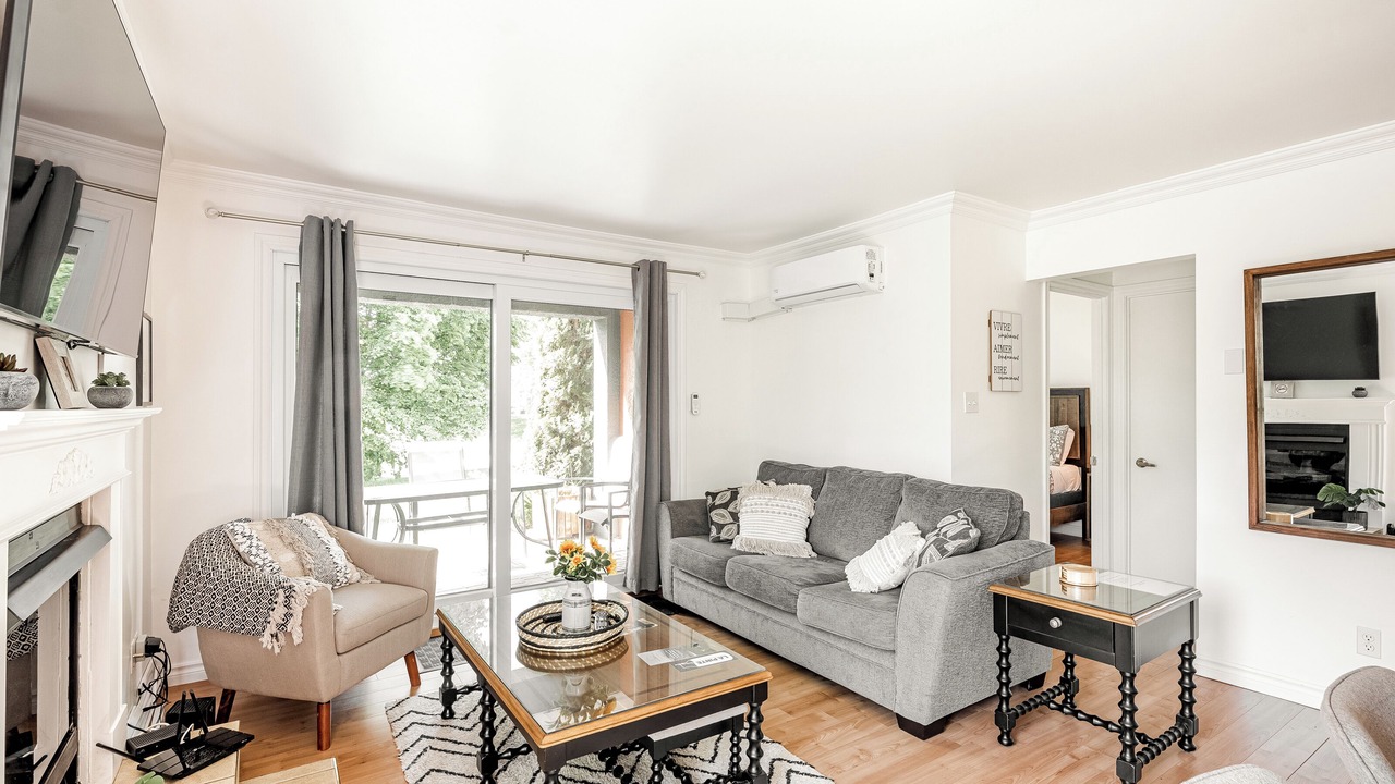 Photo of Livingroom in Magog