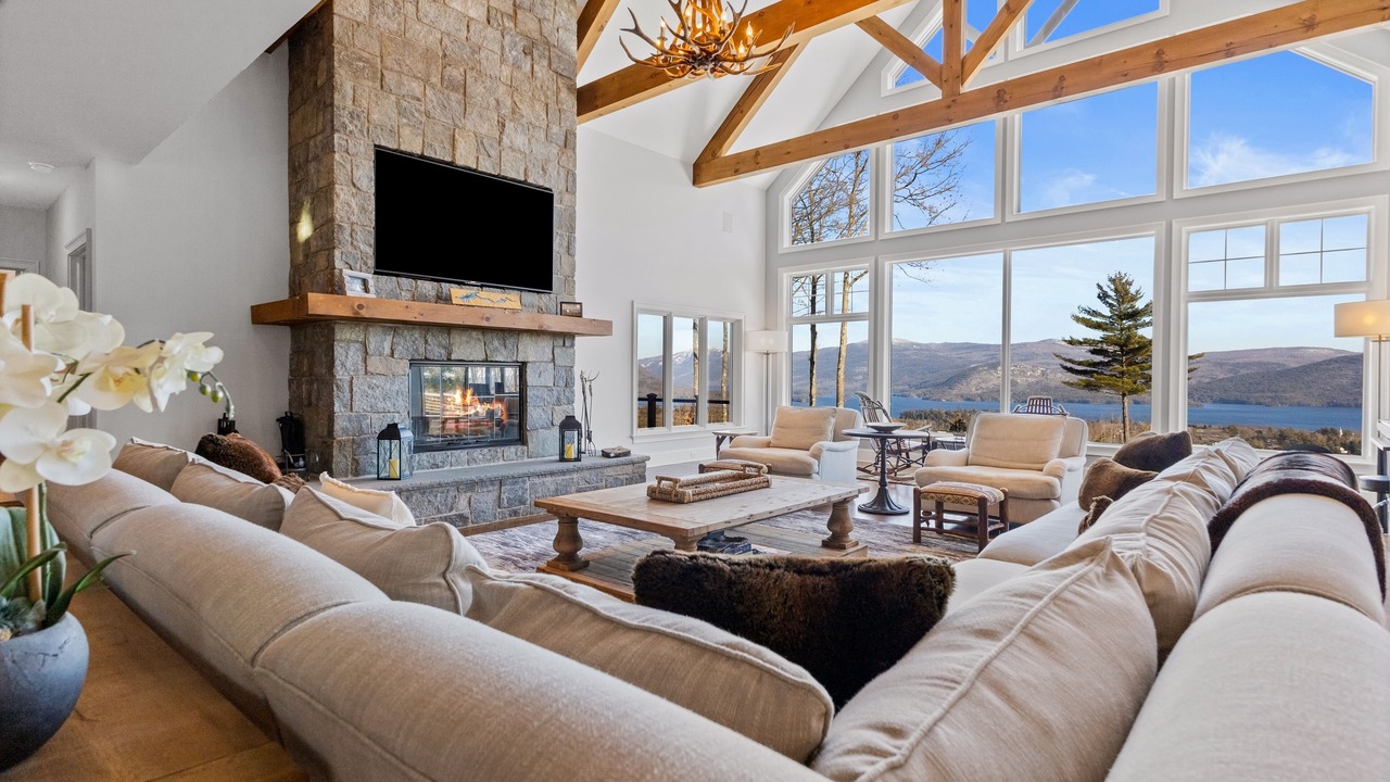 Photo of Livingroom in Bolton Landing