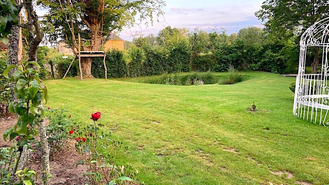 Photo of Outdoor in Sainte-Scolasse-sur-Sarthe