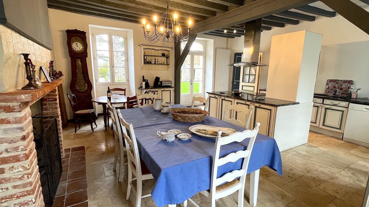 Photo of Others in Sainte-Scolasse-sur-Sarthe