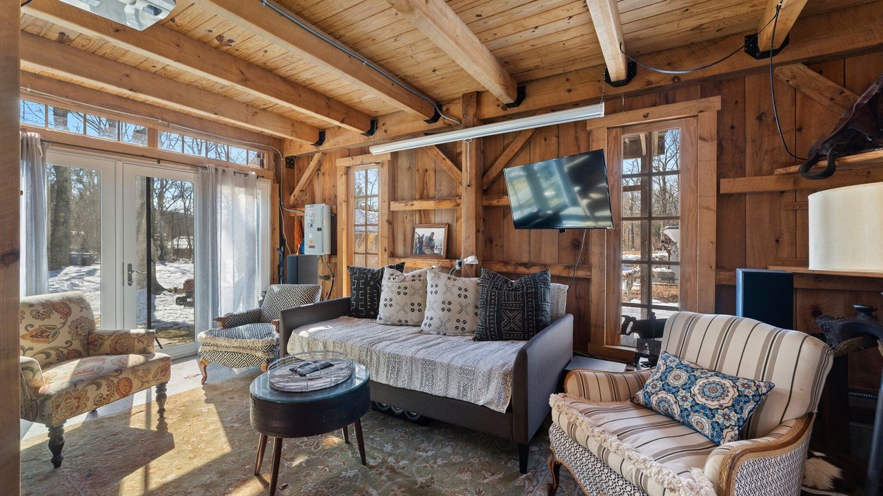 Photo of Others in Charlestown