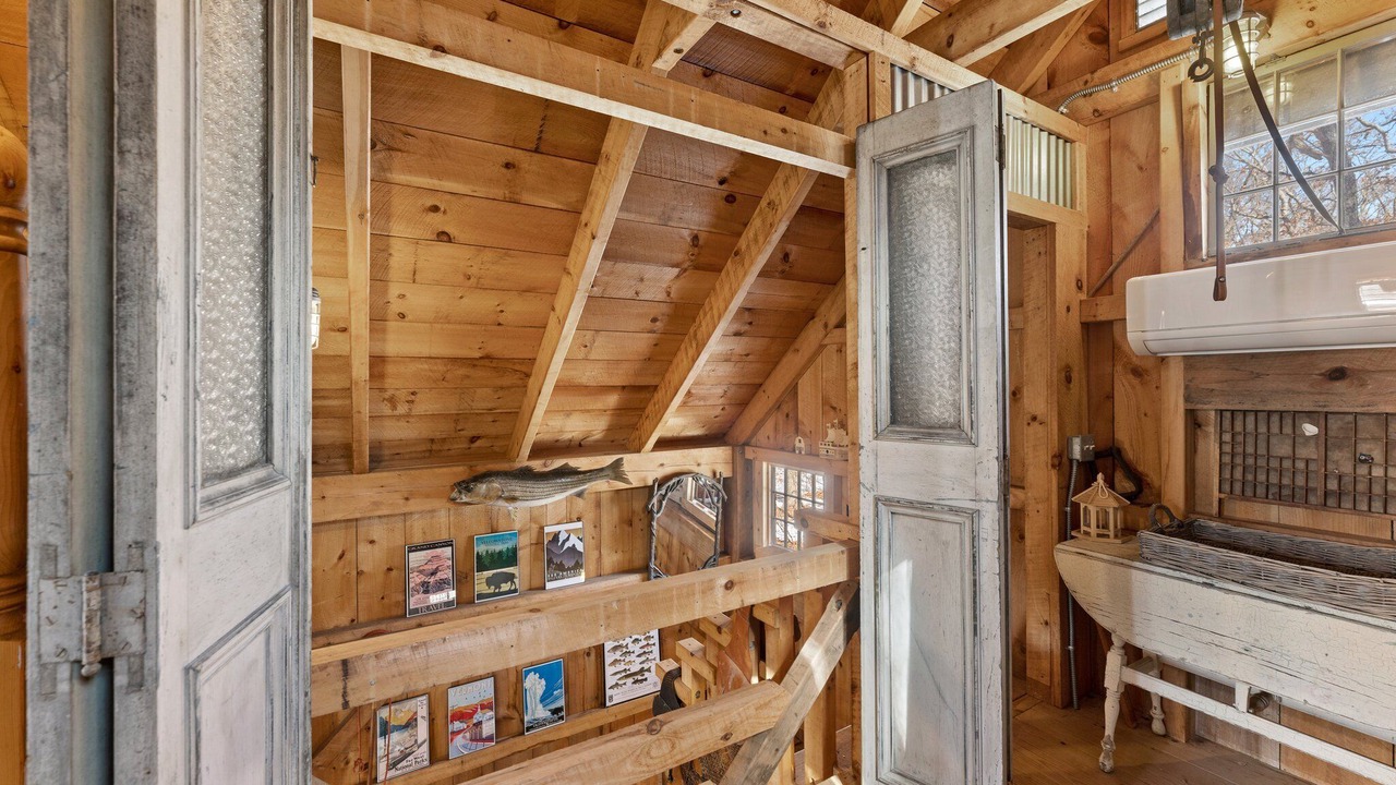 Photo of Others in Charlestown