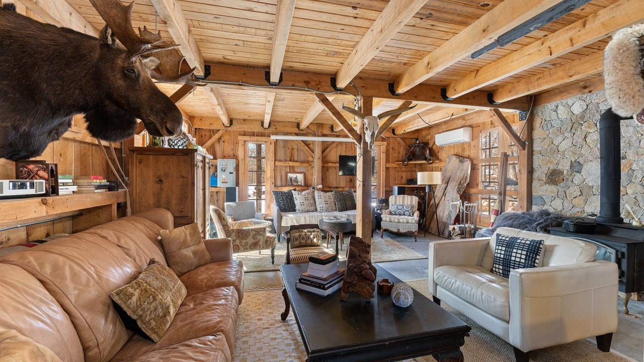 Photo of Livingroom in Charlestown