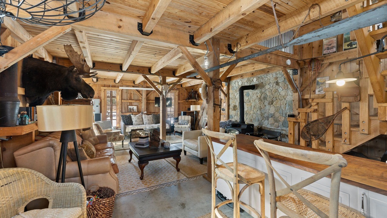 Photo of Livingroom in Charlestown