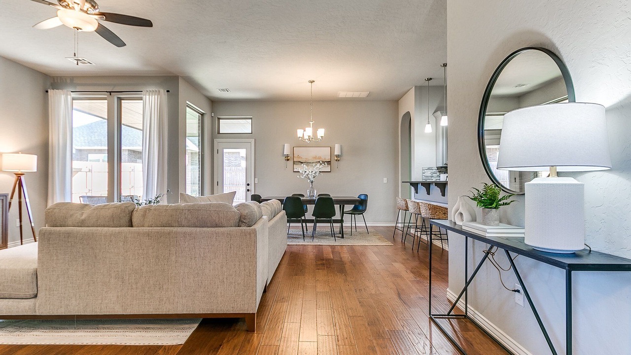 Photo of Livingroom in Central Oklahoma City