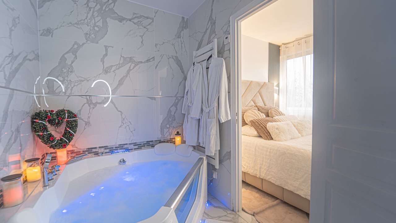 Photo of Bedroom in Le Celle-Saint-Cloud