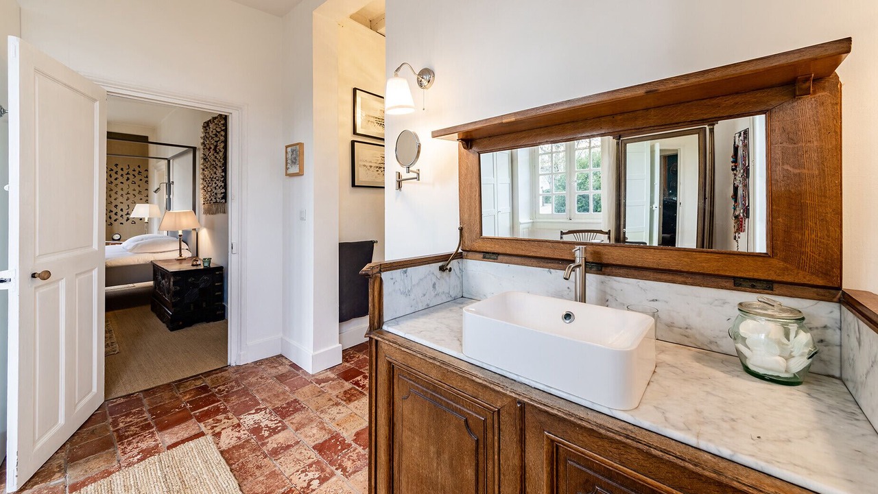 Photo of Bathroom in Saint-Barthelemy-d'Anjou