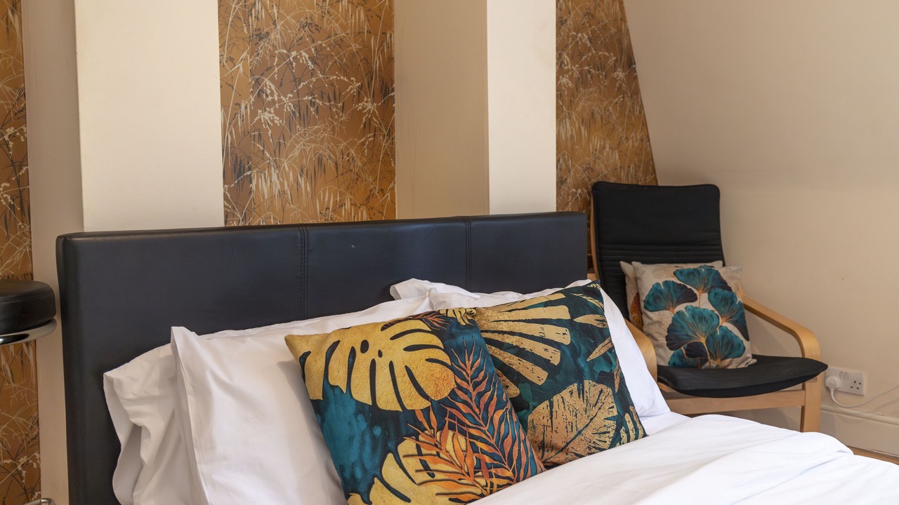 Photo of Others in Tower Hill