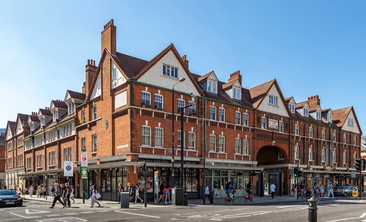 Photo of Others in Tower Hill