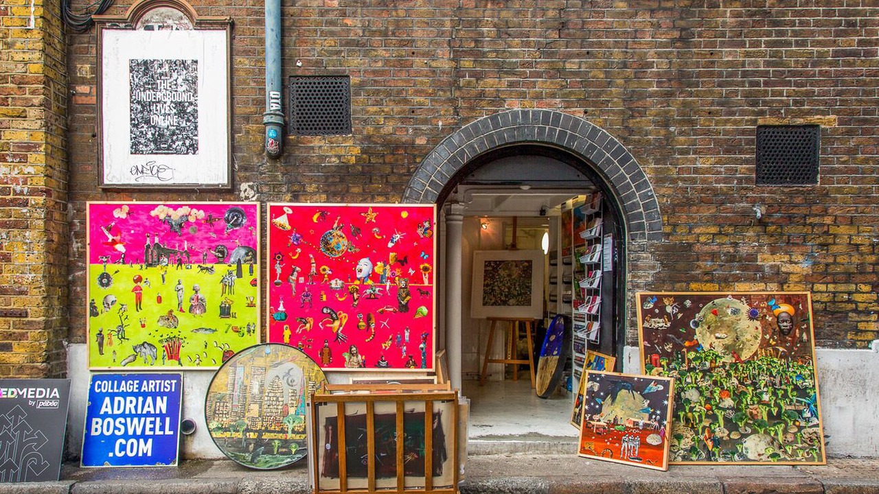 Photo of Others in Tower Hill